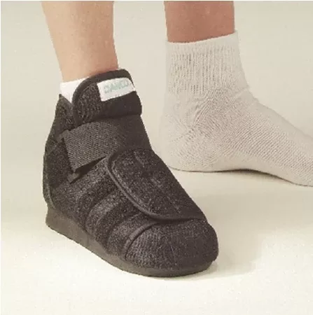 DeRoyal Post-Op Shoe Darco Small Unisex Black - M-719210-932 - Each