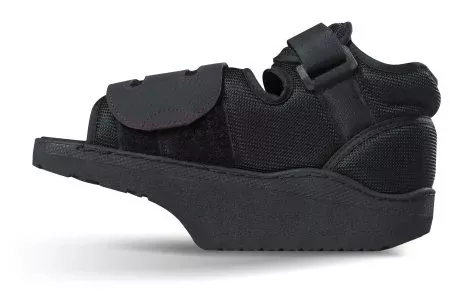 DJO Off-Loading Shoe ProcareRemedy Pro™ Medium Unisex Black - M-958822-391 - Each