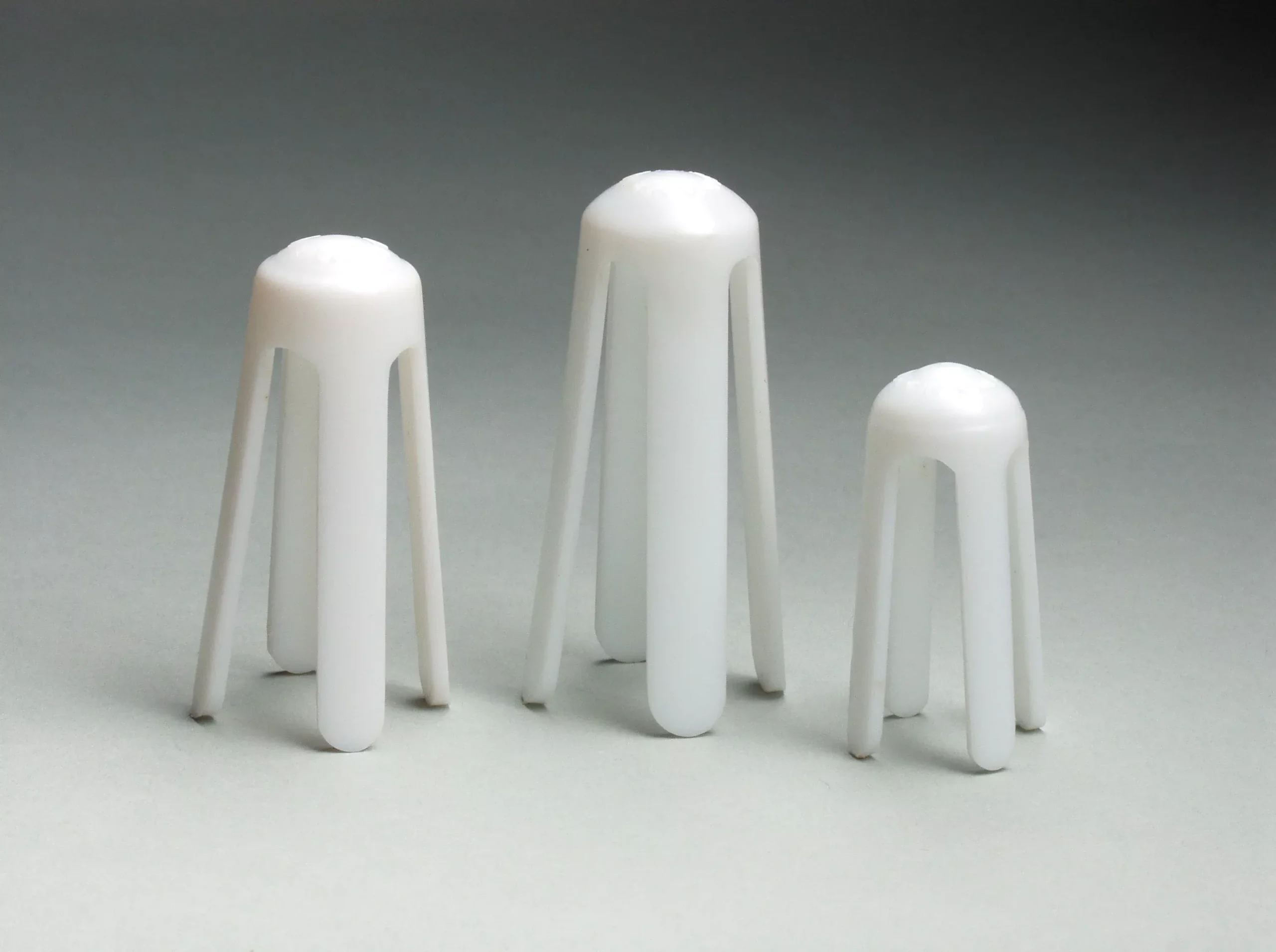 Finger Guard Medi-Pak™ Small / Medium / Large Pull-On Left Hand White